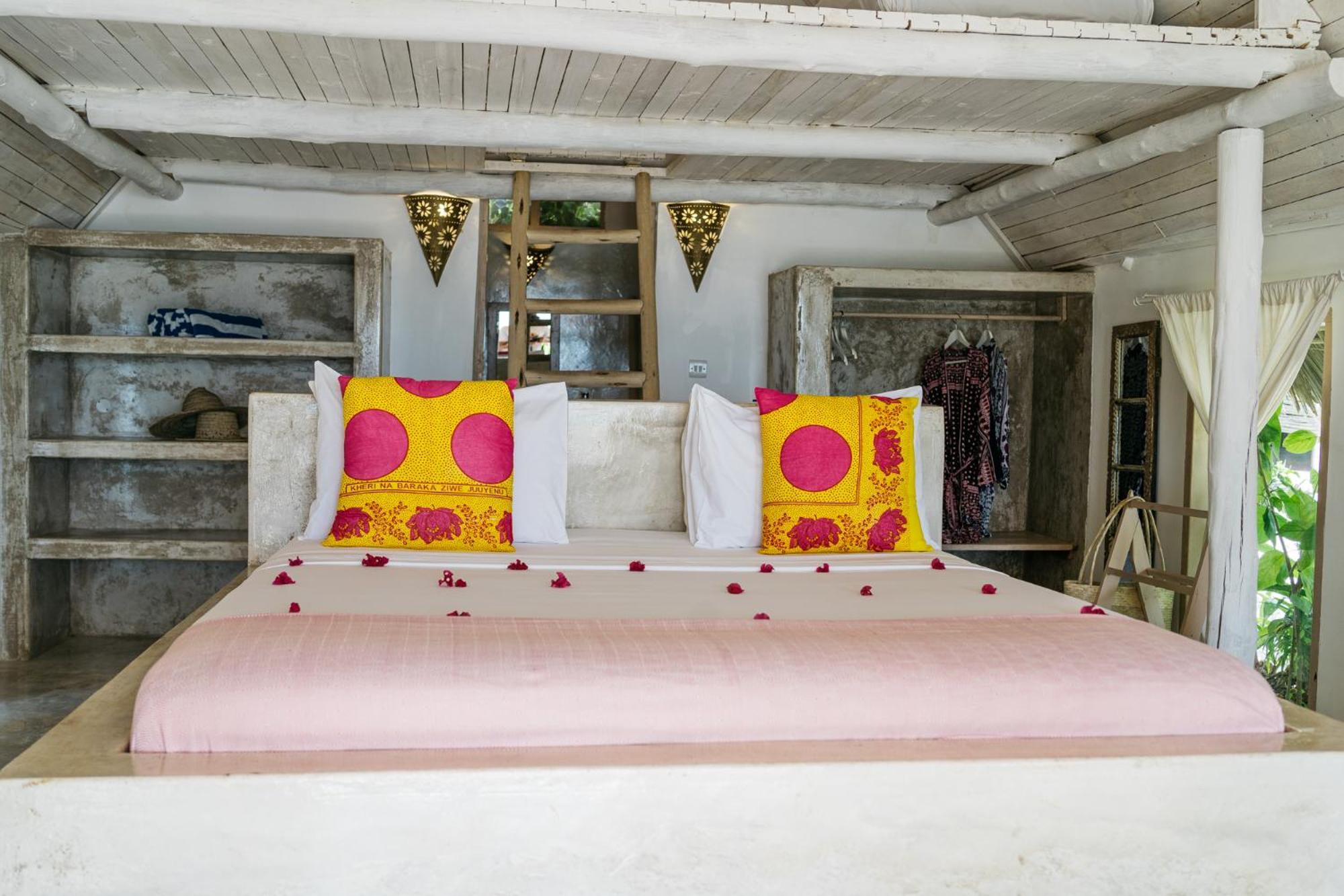 Sharazad Boutique Hotel Джамбиани Экстерьер фото